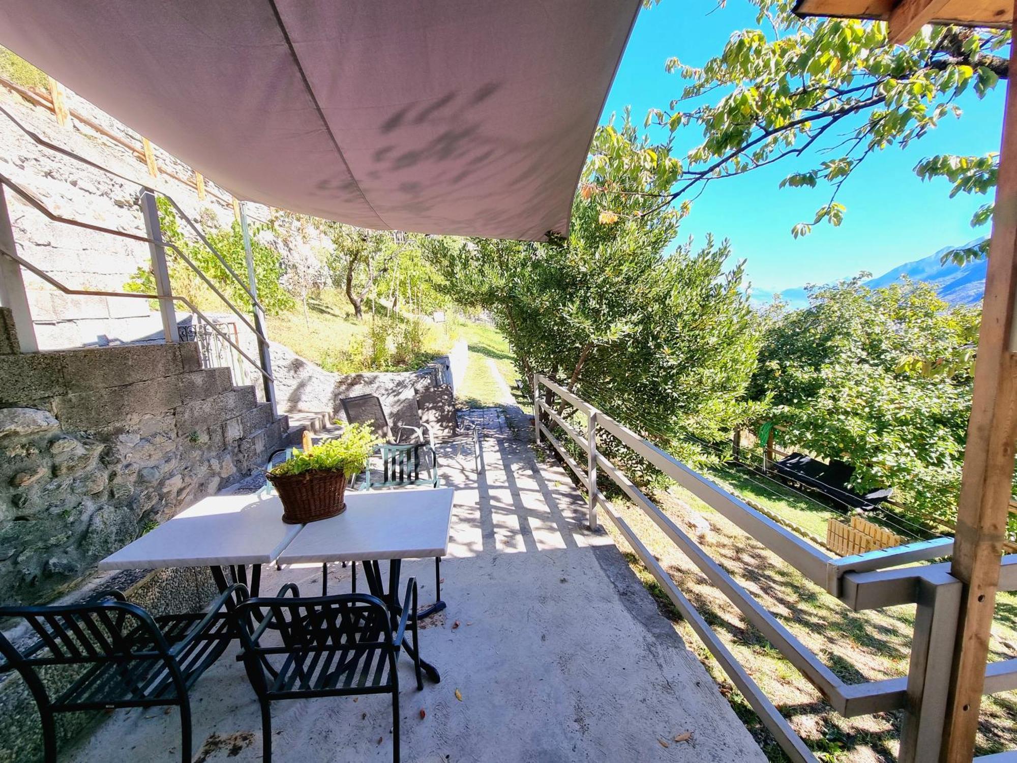 Casa Le Vignole - Aosta Villa Ngoại thất bức ảnh